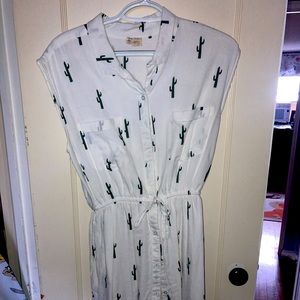 Button down shirt dress with 🌵